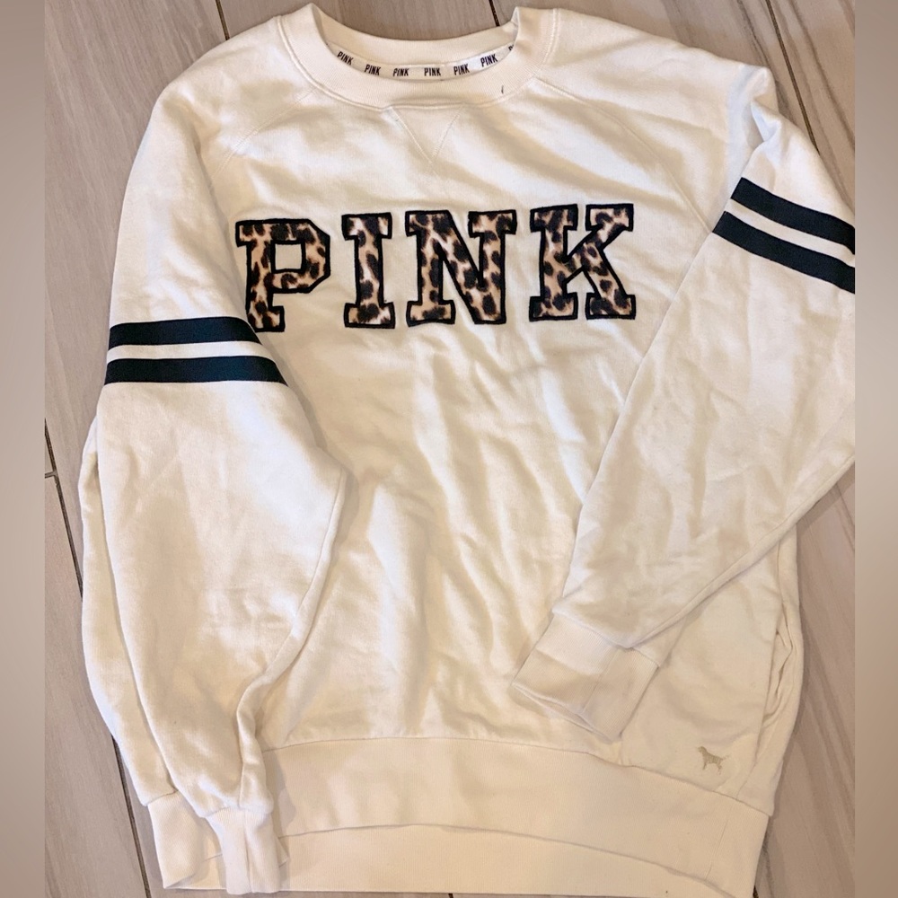 Super cute Victoria's Secret swaeatshirt - Picture 2 of 2